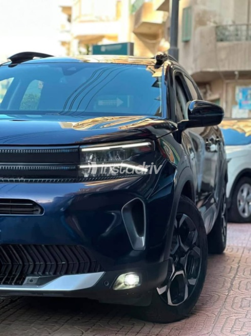 سيتروين C5 2023 أزرق غامق أوتوماتيك مستعملة للبيع في القاهرة الكبرى ( القاهرة - الجيزة) - 2