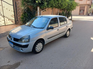 رينو كليو 2003 رمادي أوتوماتيك مستعملة للبيع في القاهرة