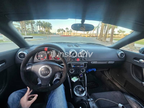 اودي TT كوبيه 2002 فضي أوتوماتيك مستعملة للبيع في الإسكندرية - 9