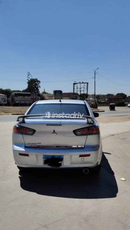 Mitsubishi Lancer 2015 Silver Automatic Used for Sale in Greater Cairo ( Cairo + Giza) - 3