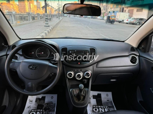 هيونداي I10 2010 فضي أوتوماتيك مستعملة للبيع في طنطا - 3