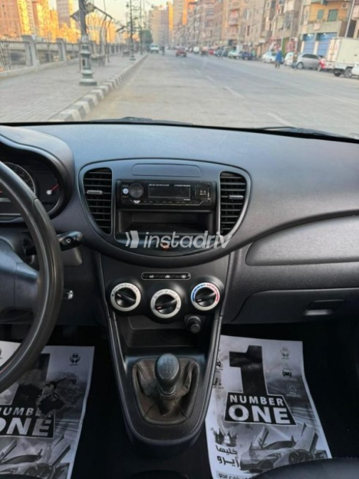 هيونداي I10 2010 فضي أوتوماتيك مستعملة للبيع في طنطا - 6