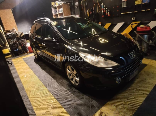 Peugeot 207 SW 2007 Black Automatic Used for Sale in Madinaty - 4