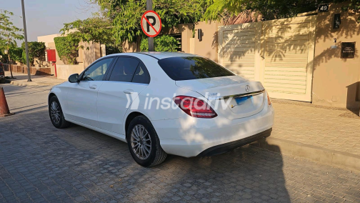 Mercedes C 180 2018 White Automatic Used for Sale in Cairo - 10