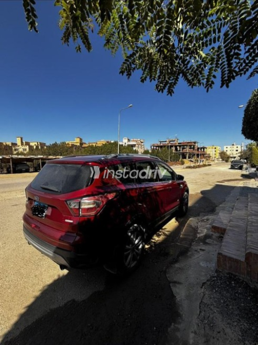 Ford Kuga 2017 White Automatic Used for Sale in Greater Cairo ( Cairo + Giza) - 2