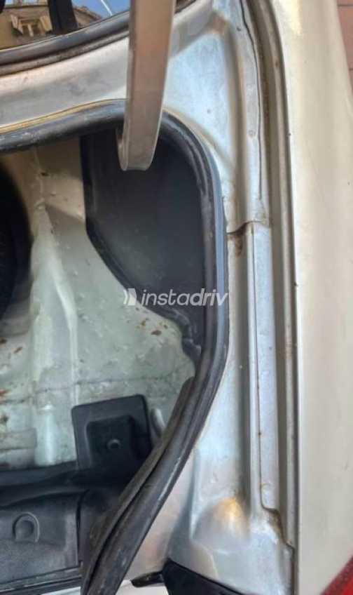 دايو لانوس 2 2003 فضي أوتوماتيك مستعملة للبيع في البحيرة - 9