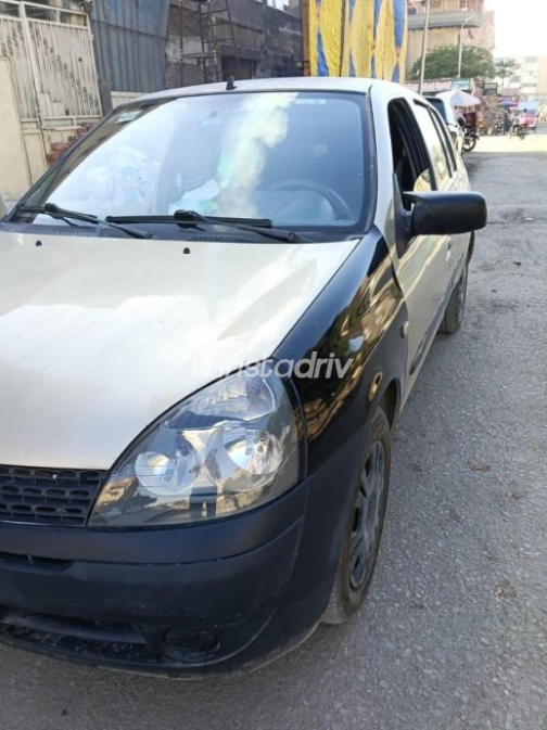Renault Clio 2008 Gold Automatic Used for Sale in Cairo - 4