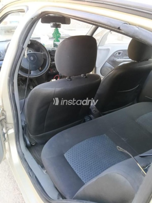 Renault Clio 2008 Gold Automatic Used for Sale in Cairo - 8