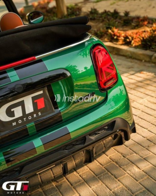 Mini Cooper 2023 Green Automatic Used for Sale in Sheikh Zayed City - 4