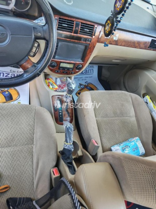 Daewoo Lacetti 2004 White Automatic Used for Sale in Tanta - 5