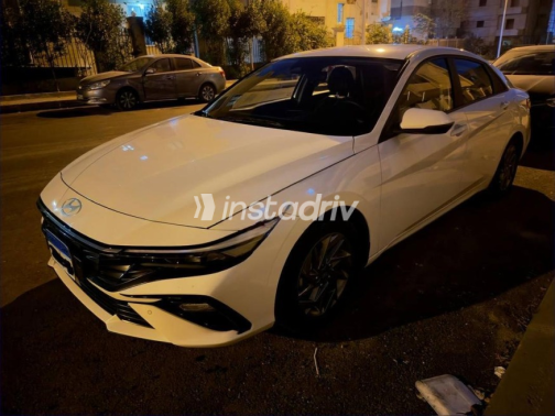 Hyundai Elantra CN7 2024 White Automatic Used for Sale in Obour City - 3