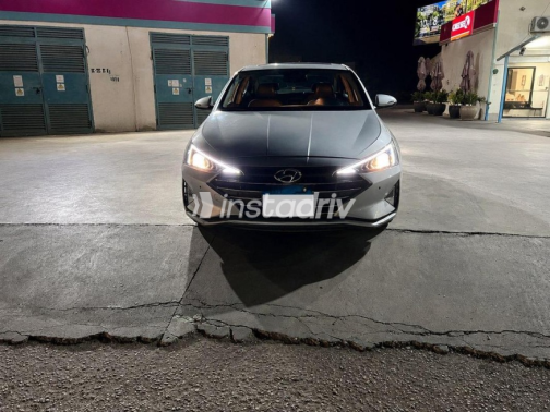 Hyundai Elantra AD 2025 White Automatic Used for Sale in Greater Cairo ( Cairo + Giza) - 1