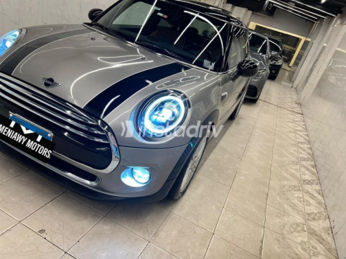 Mini Cooper 2019 Silver Automatic Used for Sale in Heliopolis - 2