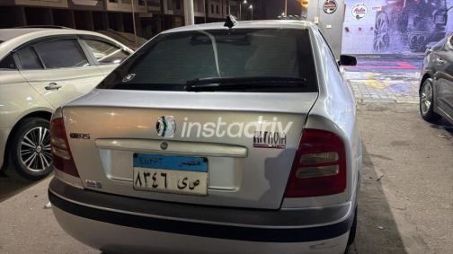سكودا اوكتافيا A4 2004 فضي أوتوماتيك مستعملة للبيع في مدينة الشيخ زايد - 1