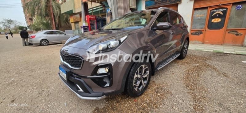 Kia Sportage 2020 Gray Automatic Used for Sale in Sheikh Zayed City - 1