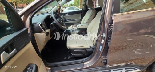 Kia Sportage 2020 Gray Automatic Used for Sale in Sheikh Zayed City - 5