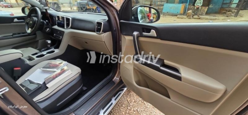 Kia Sportage 2020 Gray Automatic Used for Sale in Sheikh Zayed City - 7