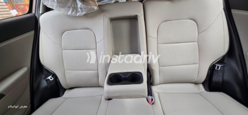 Kia Sportage 2020 Gray Automatic Used for Sale in Sheikh Zayed City - 8
