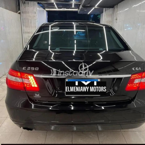 مرسيدس E 250 2010 أسود أوتوماتيك مستعملة للبيع في مصر الجديدة - 4