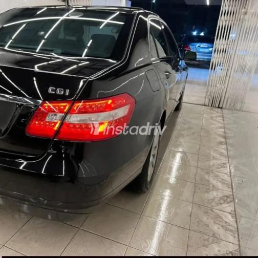 مرسيدس E 250 2010 أسود أوتوماتيك مستعملة للبيع في مصر الجديدة - 6