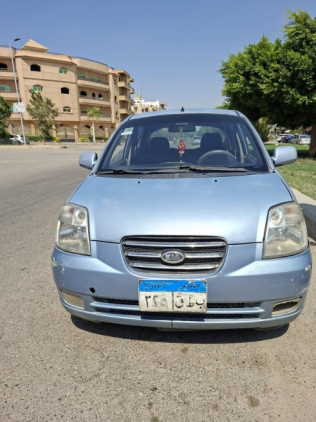 كيا بيكانتو 2004 أزرق غامق يدوي مستعملة للبيع في العبور