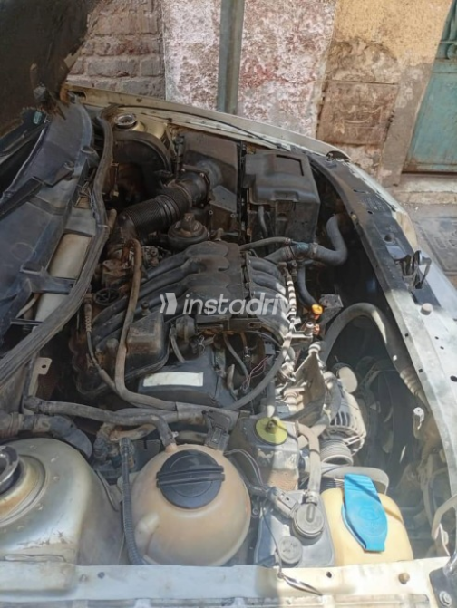 Skoda Octavia 2006 Silver Automatic Used for Sale in Cairo - 4