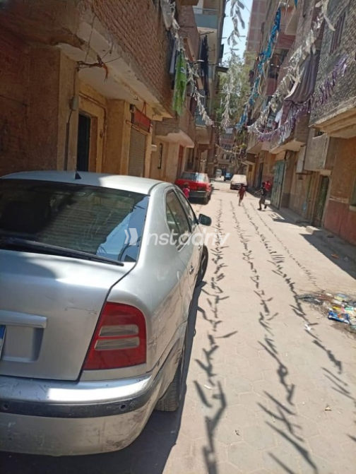 Skoda Octavia 2006 Silver Automatic Used for Sale in Cairo - 7
