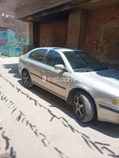 Skoda Octavia 2006 Silver Automatic Used for Sale in Cairo - 10