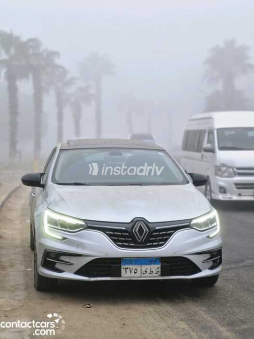 Renault Megane 2022 Silver Automatic Used for Sale in Giza - 6