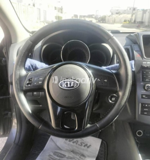 Kia Forte 2013 Bronze Automatic Used for Sale in El Minya - 2