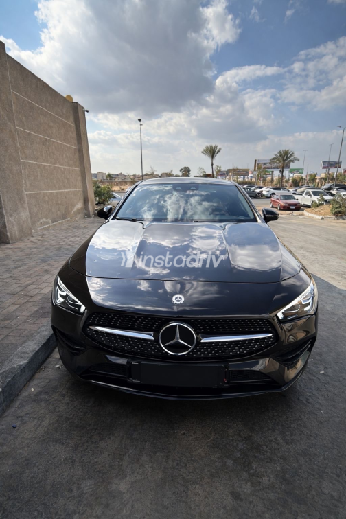 مرسيدس CLA 200 2023 أسود أوتوماتيك مستعملة للبيع في مدينة نصر - 2