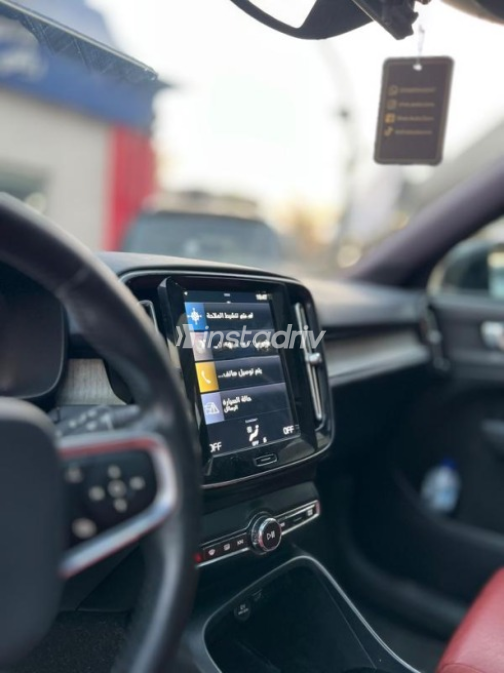 فولفو XC 40 2021 أسود أوتوماتيك مستعملة للبيع في مدينة نصر - 7