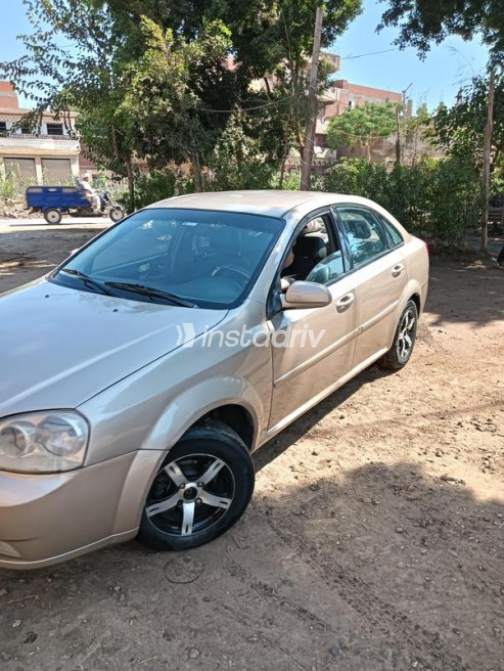 Chevrolet Optra 2008 White Automatic Used for Sale in Greater Cairo ( Cairo + Giza) - 5