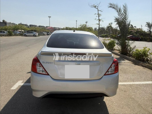 Nissan Sunny 2022 White Automatic Used for Sale in Greater Cairo ( Cairo + Giza) - 3