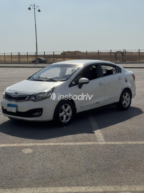 Kia Rio 2012 White Automatic Used for Sale in Cairo - 1