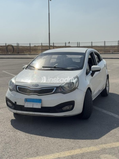 Kia Rio 2012 White Automatic Used for Sale in Cairo - 2