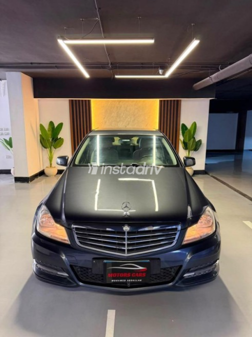 Mercedes C 180 2013 Dark Blue Automatic Used for Sale in Cairo - 1