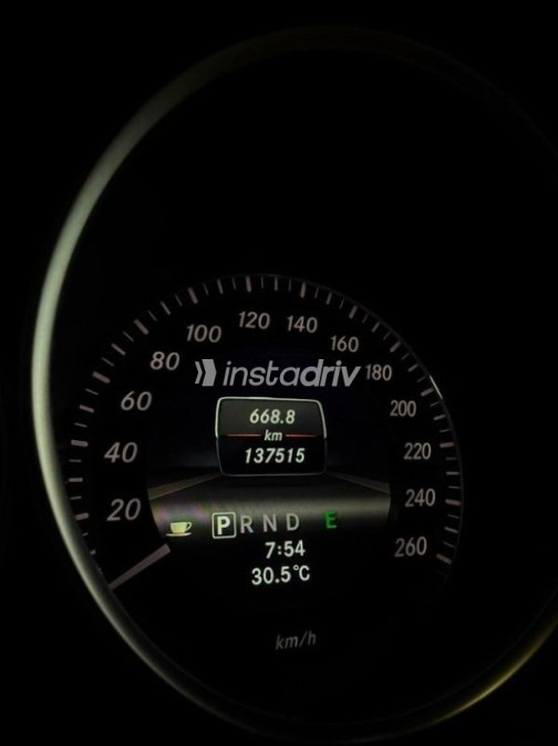 Mercedes C 180 2013 Dark Blue Automatic Used for Sale in Cairo - 5