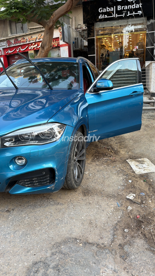 بي ام دبليو X6 2019 أزرق أوتوماتيك مستعملة للبيع في مدينة نصر - 2