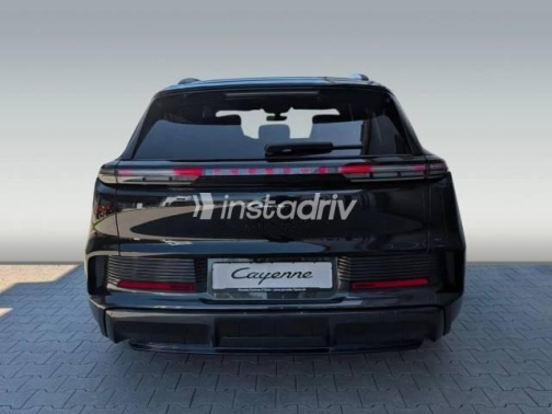 Porsche Cayenne 2026 Black Automatic Used for Sale in Cairo - 8