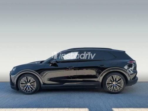 Porsche Cayenne 2026 Black Automatic Used for Sale in Cairo - 9