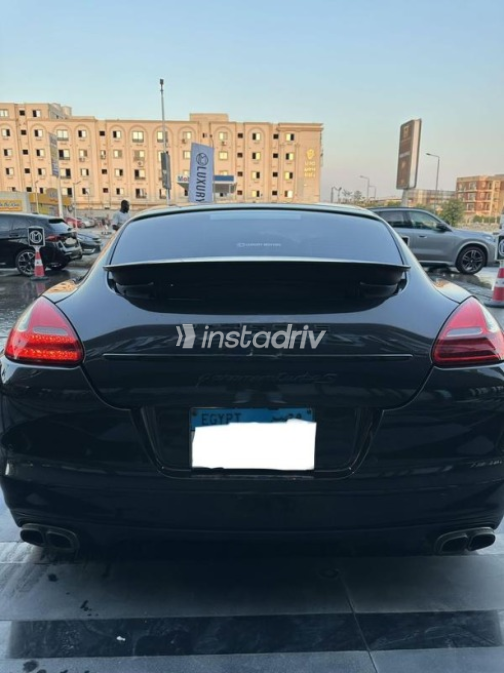 Porsche Panamera 2011 Black Automatic Used for Sale in Sheraton - 5