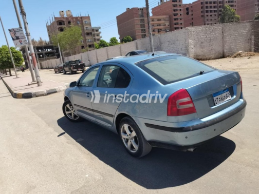 سكودا اوكتافيا A5 2007 سماوي أوتوماتيك مستعملة للبيع في المنيا‎ - 2