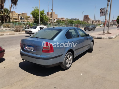 سكودا اوكتافيا A5 2007 سماوي أوتوماتيك مستعملة للبيع في المنيا‎ - 4