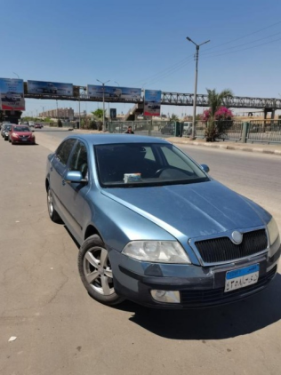 سكودا اوكتافيا A5 2007 سماوي أوتوماتيك مستعملة للبيع في المنيا‎
