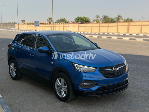 Opel Grandland 2018 Blue Automatic Used for Sale in Nasr city - 3