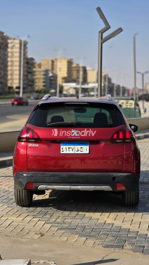 Peugeot 2008 2020 White Automatic Used for Sale in Nasr city - 6