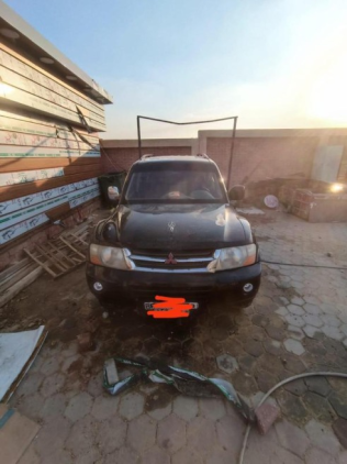 Mitsubishi Pajero 2004 Black Automatic Used for Sale in Cairo