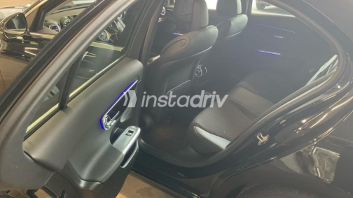 Mercedes C 180 2025 Black Automatic Used for Sale in Cairo - 7