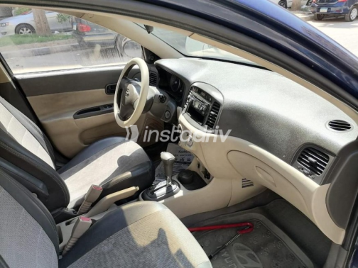 Hyundai Accent 2009 Blue Automatic Used for Sale in Nasr city - 9